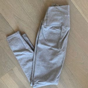 Balance Athletica linear grey leggings